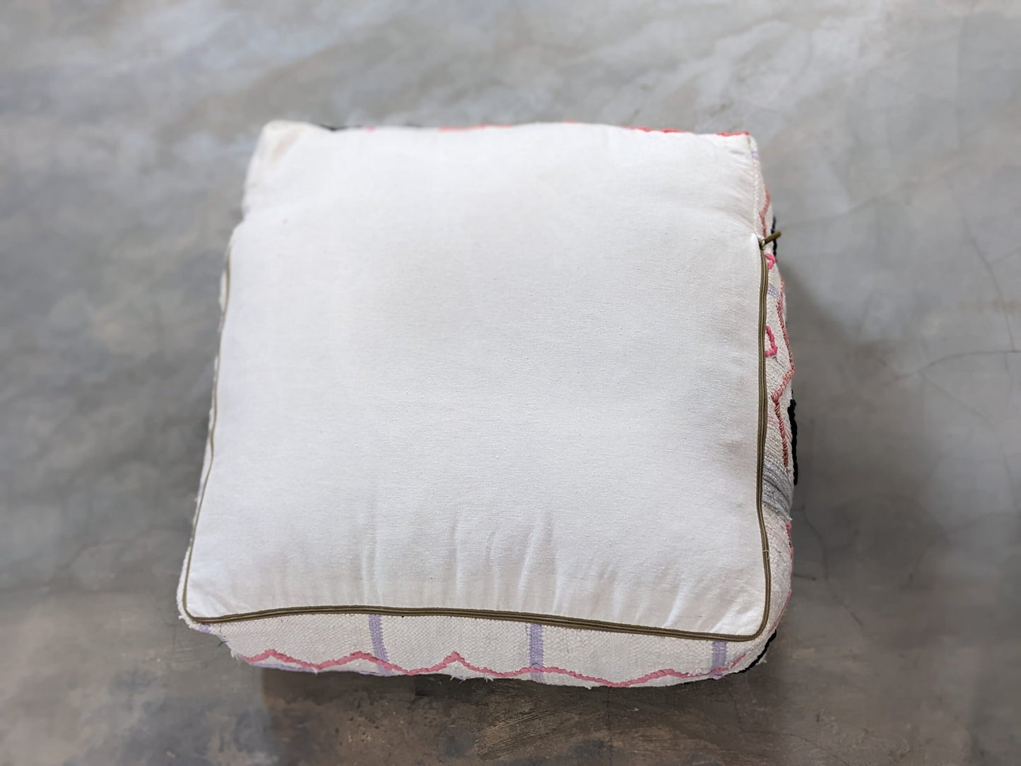 Pouf Traditionnel 60 X 60 X 20