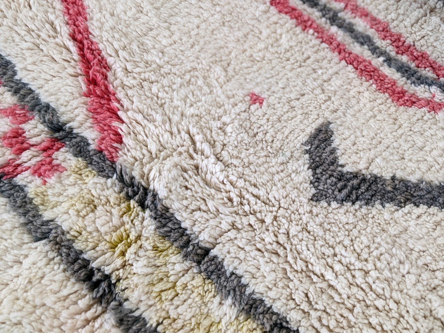 Tapis traditionnel Azilal 250 X 155 Cm